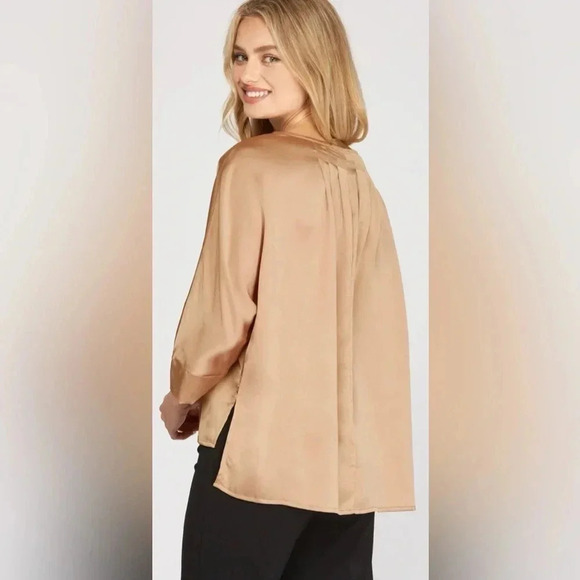 She + Sky 3/4 Sleeve Satin Blouse taupe size M - Picture 2 of 8